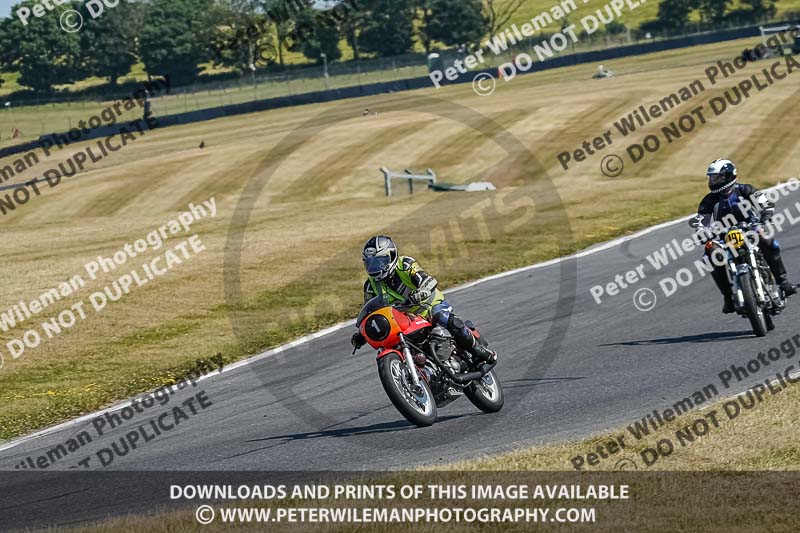 cadwell park;cadwell park photographs;cadwell trackday photographs;enduro digital images;event digital images;eventdigitalimages;peter wileman photography;racing digital images;trackday digital images;trackday photos